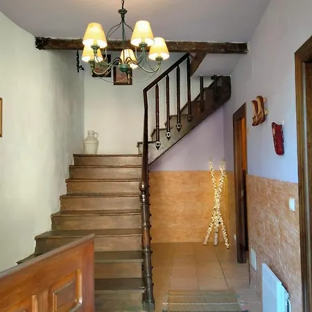 La Casina Roja 701a - Cabranes *